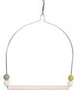 Huśtawka z drewniana żerdką