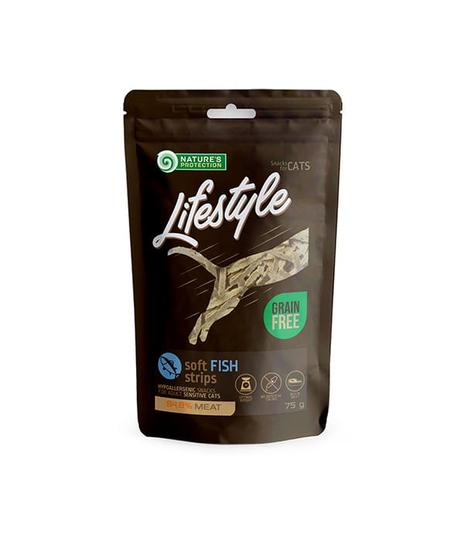 Nature's Protection Lifestyle Cat Snack Soft Fish Strips 75g